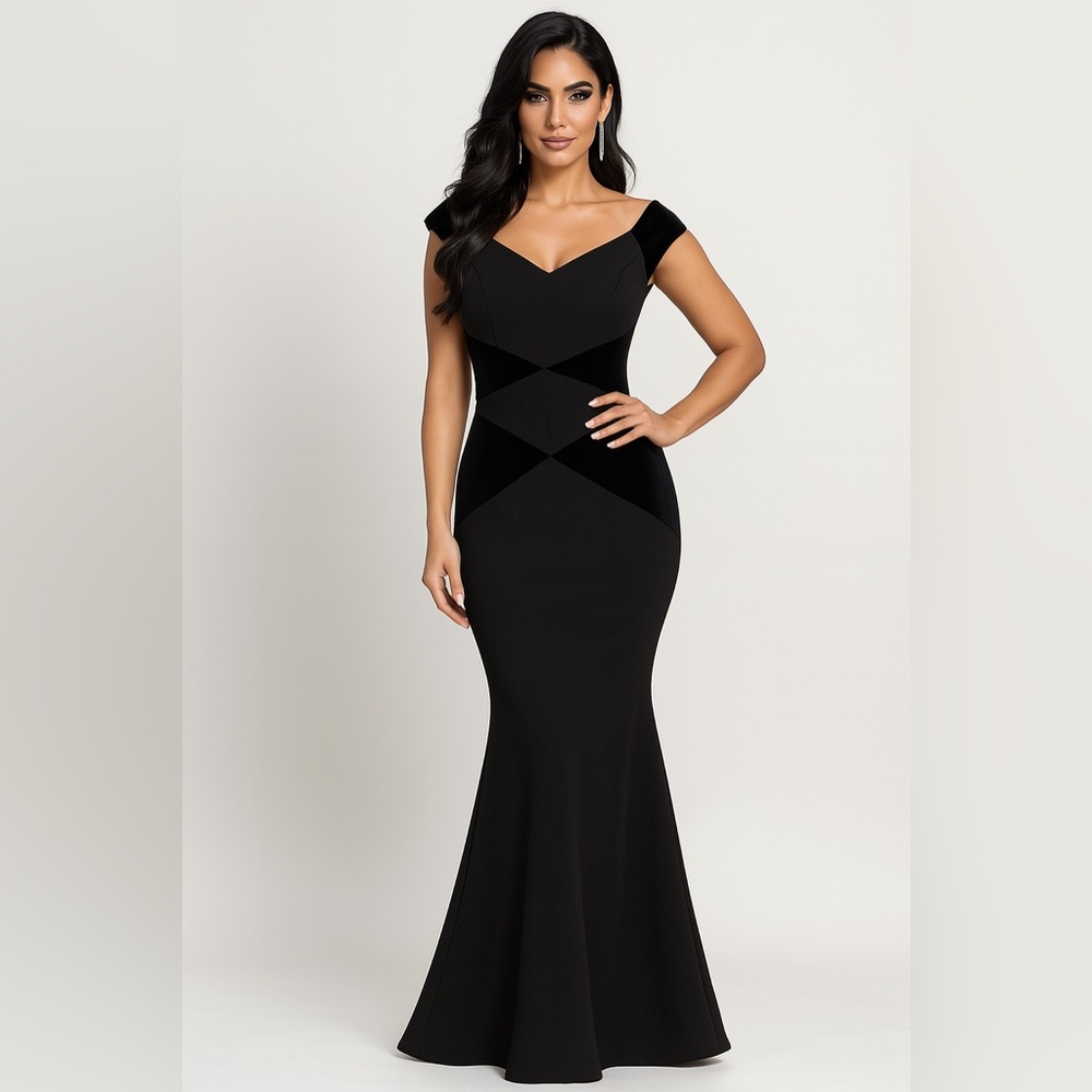 La Petit Robe Chiara Boni Black Cap Sleeve Mermaid Gown Sz. EU48